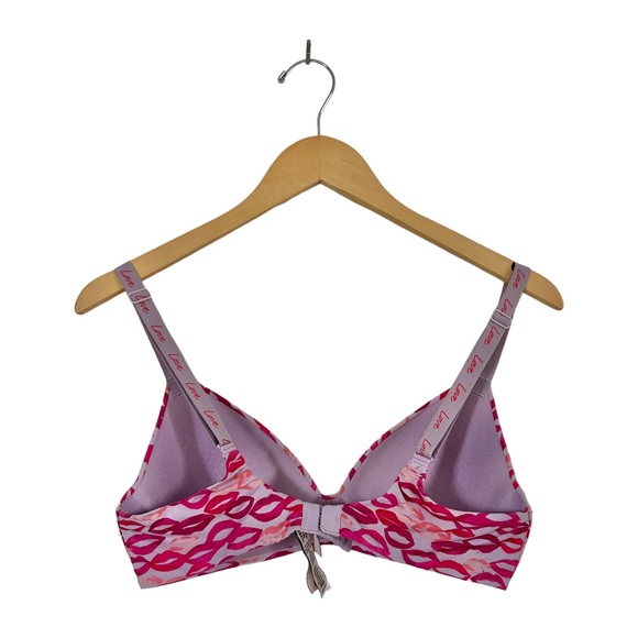 Victoria's Secret Lightly Lined Perfect Coverage T-Shirt Bra Lip Kiss Size 34C - Picture 7 of 16